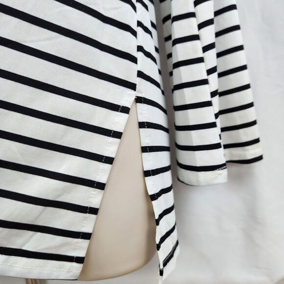 🍑Black & White Striped Off Shoulder Bell Sleeve Top XLarge - Picture 10 of 13